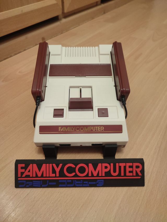 Expositor para videoconsola Nintendo Famicom