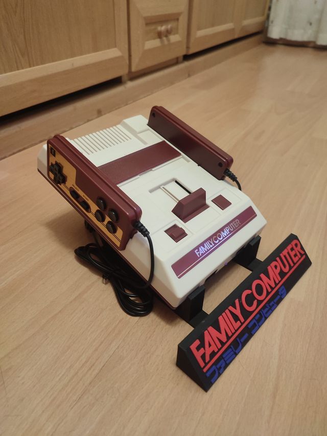 Expositor para videoconsola Nintendo Famicom