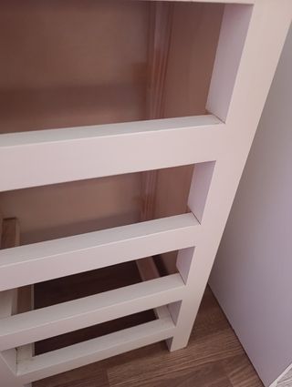 Mueble 4 cajones madera beige