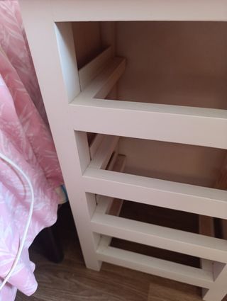 Mueble 4 cajones madera beige