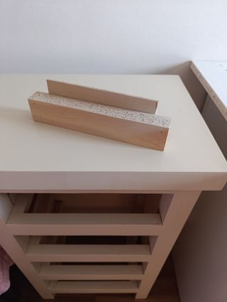 Mueble 4 cajones madera beige