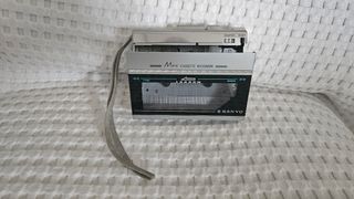 Reproductor Sanyo vintage