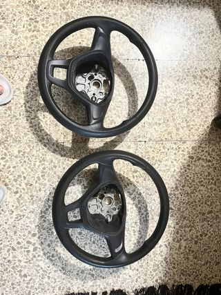 2 Volantes VW Touran