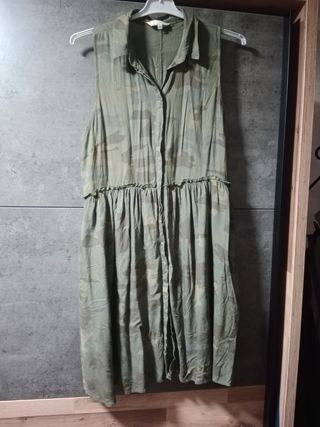 Vestido Clockhouse camuflaje talla 40