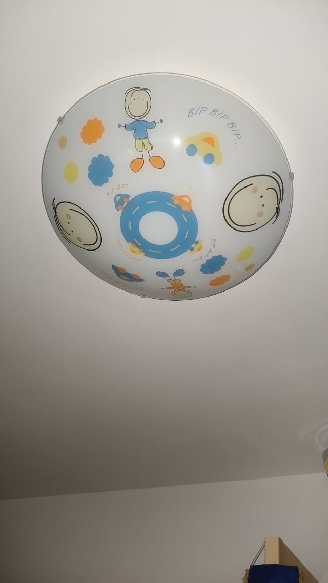 Lámpara de techo infantil