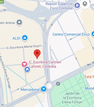 Plaza de garaje grande para coche y moto (cómoda)