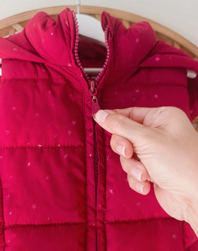 CHAQUETÓN SIN MANGAS NIÑA ROSA