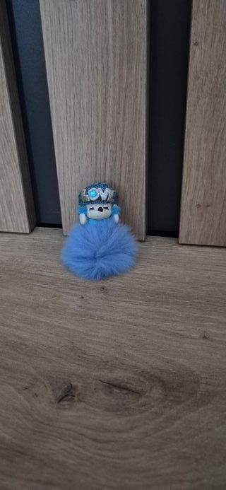 Precioso llavero pompón perro caniche