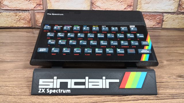 expositor ordenador ZX Spectrum Sinclair