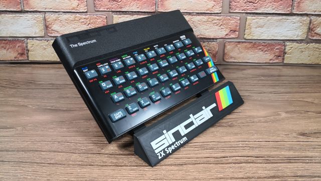 expositor ordenador ZX Spectrum Sinclair