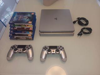 PS4 (PlayStation 4) Gris Plata + Juegos