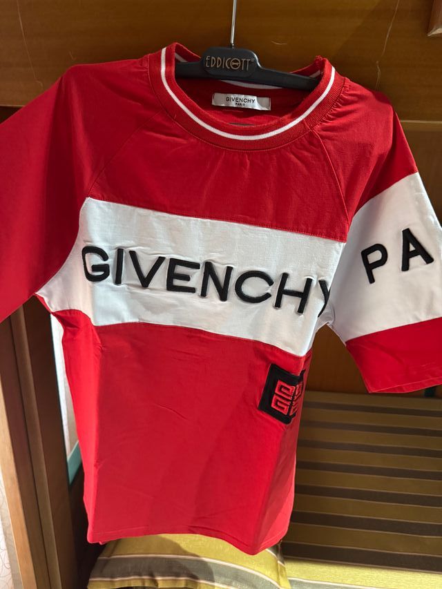 T-shirt Givenchy