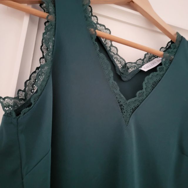 Top verde lencero GALLERY