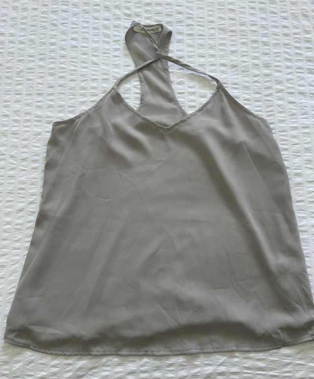 Blusa gris Caramela - Tirantes cruzados