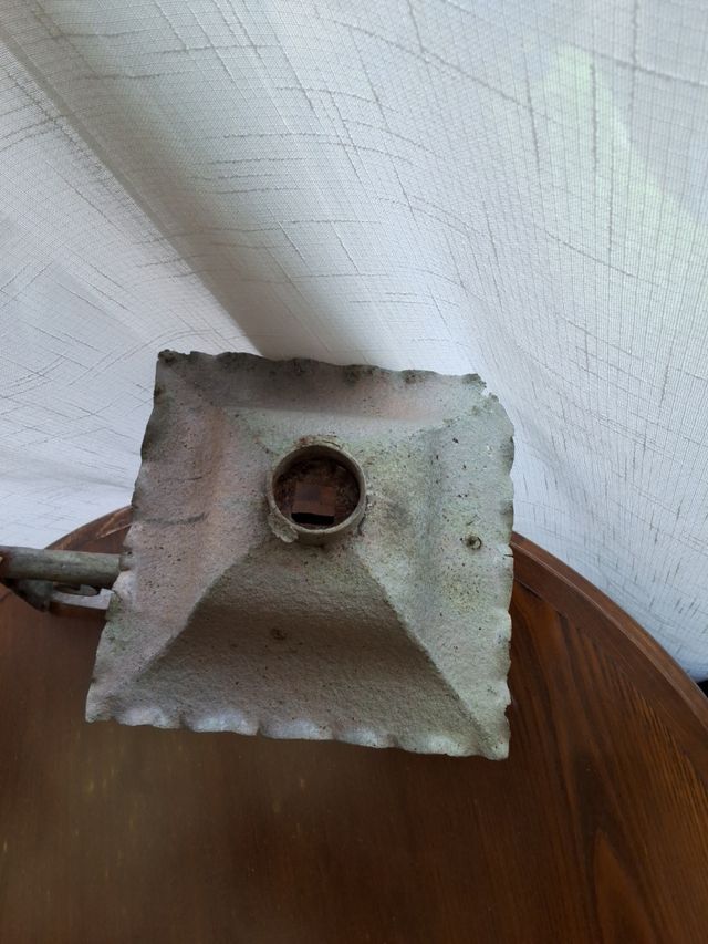 Farol de forja antiguo