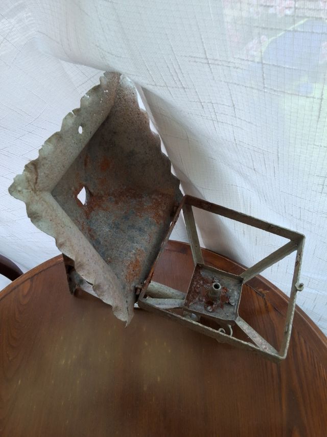Farol de forja antiguo
