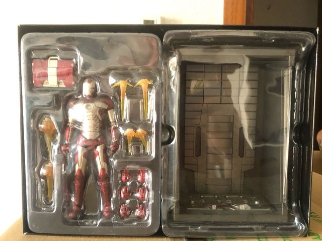 SHFiguarts Iron Man 2 Hall of Armor
