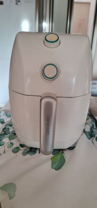 Freidora aire 2L - usada