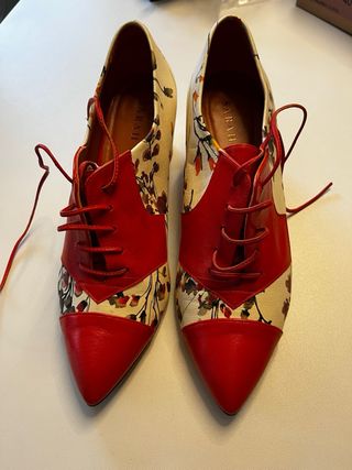 Zapatos SARAH piel, rojos y blancos, talla 40