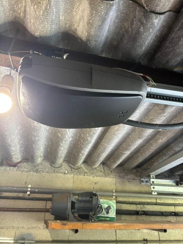 Motorline: Motor puerta garaje