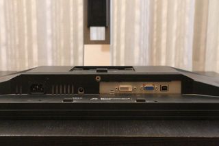 Monitor Dell P2311Hb Full HD