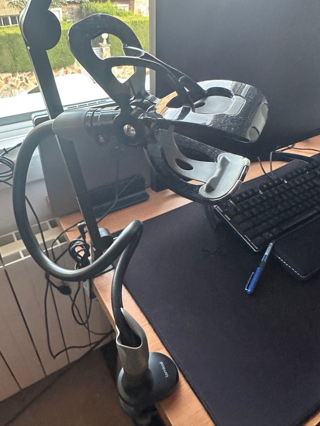 Soporte móvil sobremesa articulado