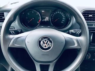 Volkswagen Polo 2015