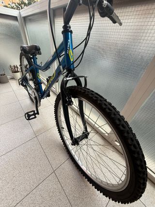 Bicicleta B-PRO 24''