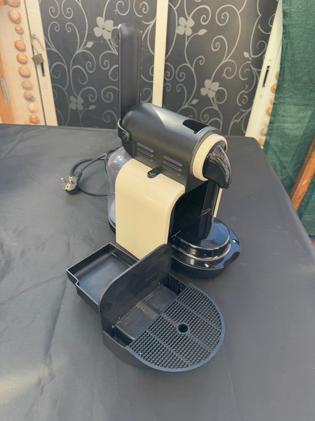 Cafetera Nespresso