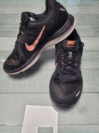 Zapatillas Nike Dual Fusion X2 - Unisex de segunda mano por 6 EUR en Alcalá  la Real en WALLAPOP