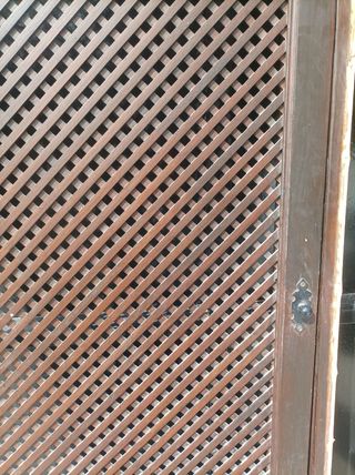 Puerta interior madera - celosía