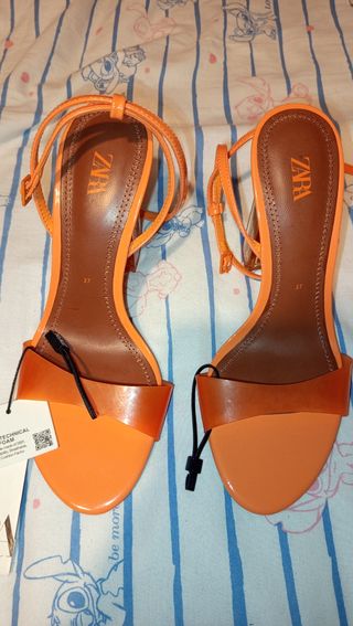Zapatos Zara naranja, talla 37
