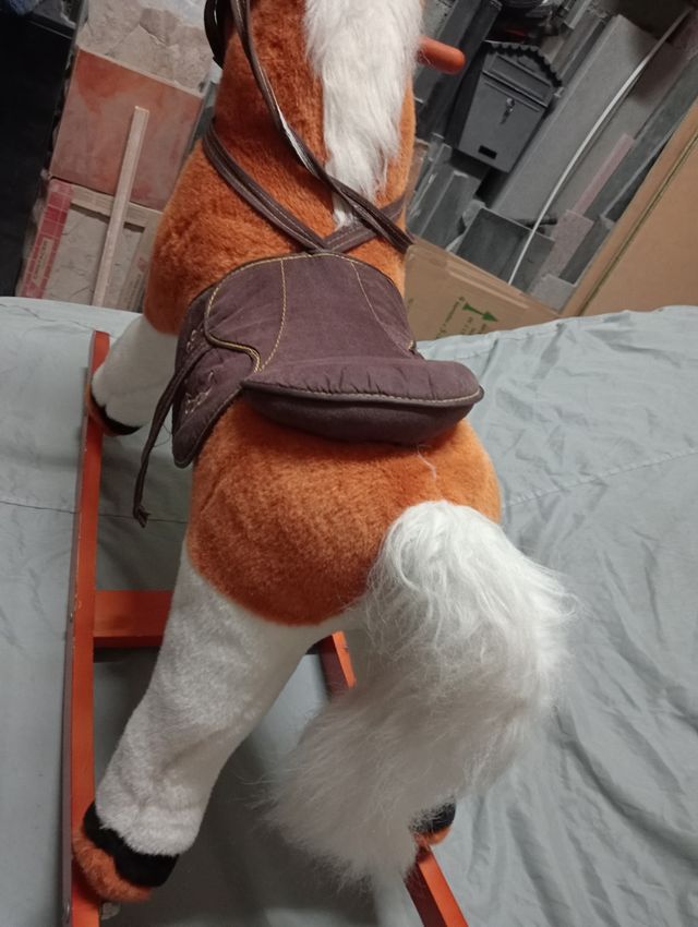 Caballo balancín antiguo