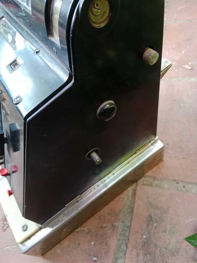 Registradora hugin baquelita años 50 vintage 