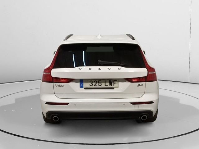 Volvo V60 Momentum Pro