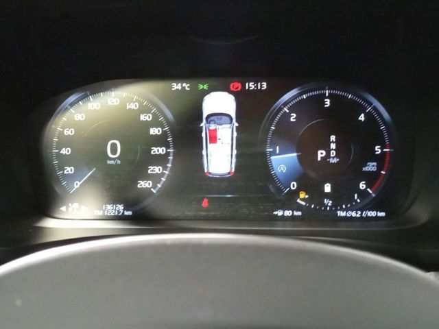 Volvo V60 Momentum Pro