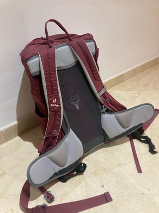 Mochila Deuter 28 L montaña
