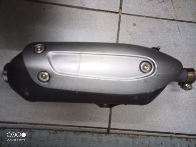 Escape Piaggio Beverly 250