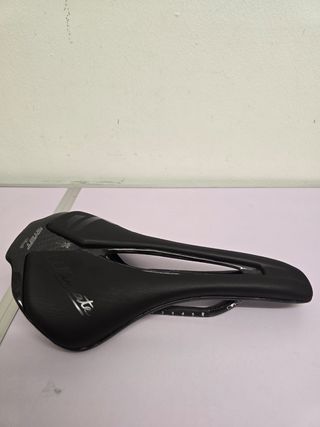 Sillín carbono BYET Ultimate