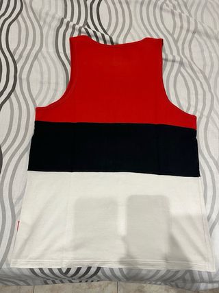 Camiseta DCSHOES - Tirantes roja y blanca