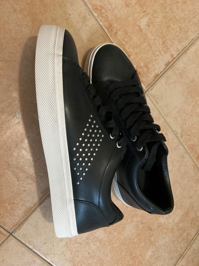 Zapatillas Zara negras