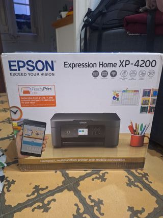 Epson XP-4200: Impresora nueva y cartuchos