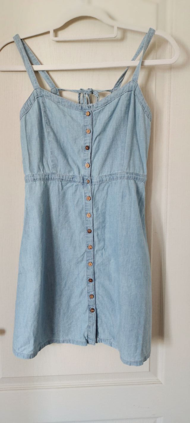 Pull&Bear S-Vestido corto vaquero,espalada abierta