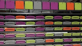 Aprox. 100 butacas cine plegables Últimos dias