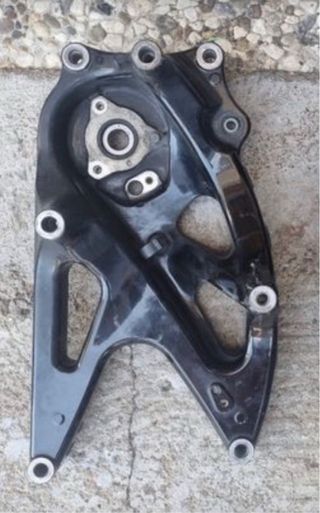 Soporte motor Yamaha NMAX 125cc