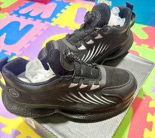Zapatillas seguridad - en oferta a estrenar