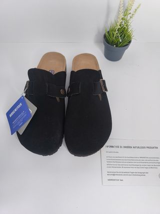 Zuecos Birkenstock negros