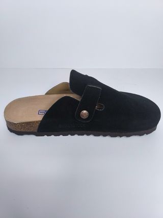 Zuecos Birkenstock negros