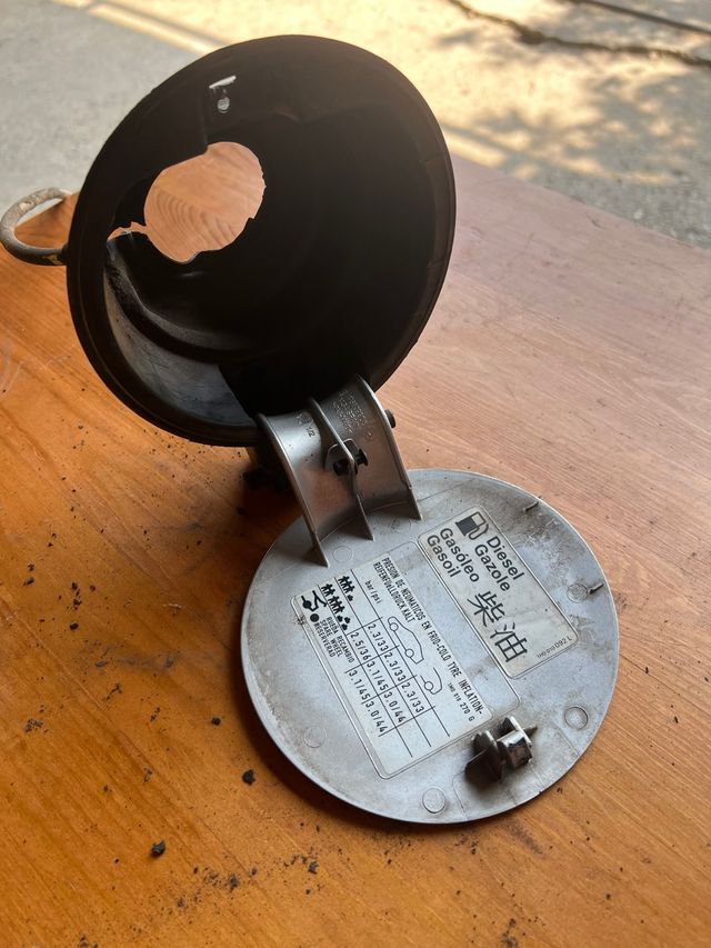 Tapa de depósito combustible