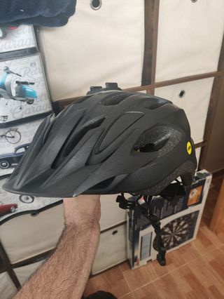Casco bici Specialized con visera